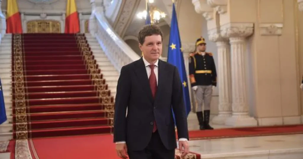 Ștefănuță: Brâncuși nu ar trece un test de sculptură, o maimuță da