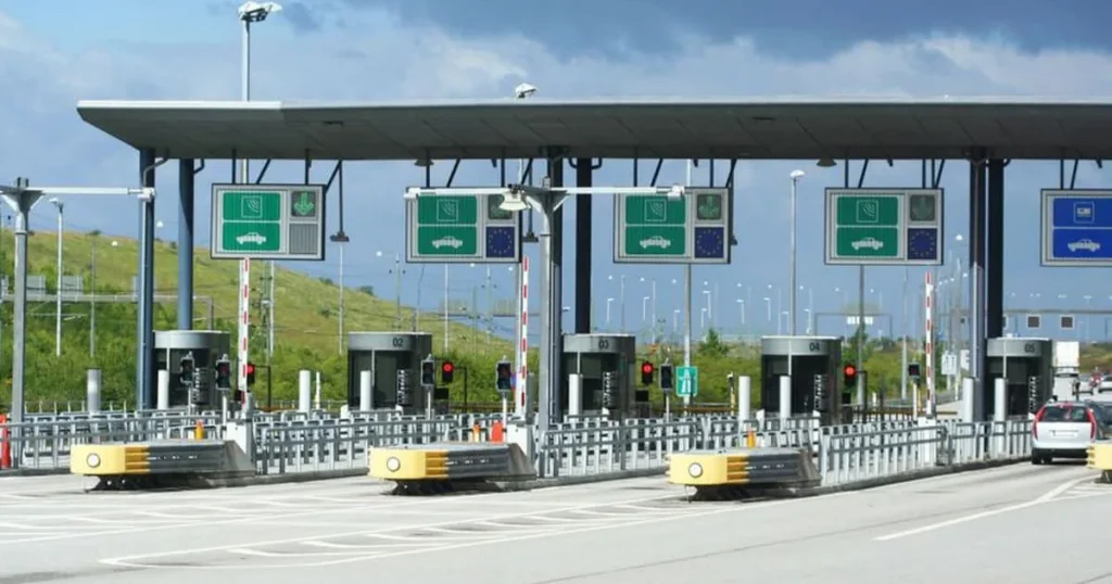 Taxele de pod de la Fetești, Giurgiu și Calafat dispar Taxele de pod de la Fetești, Giurgiu și Calafat dispar
