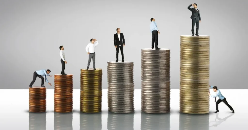 Venituri de 9.444 lei pe gospodărie în 2026, cheltuieli în creștere cu 4,5%