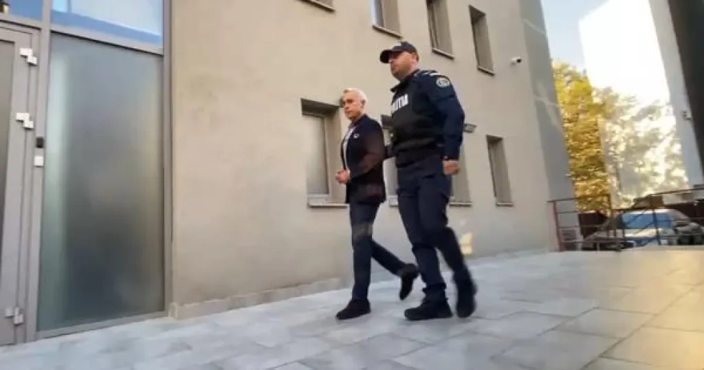 Benzina s-a scumpit în marile orașe. Unde mai găsești sub 10 lei litrul