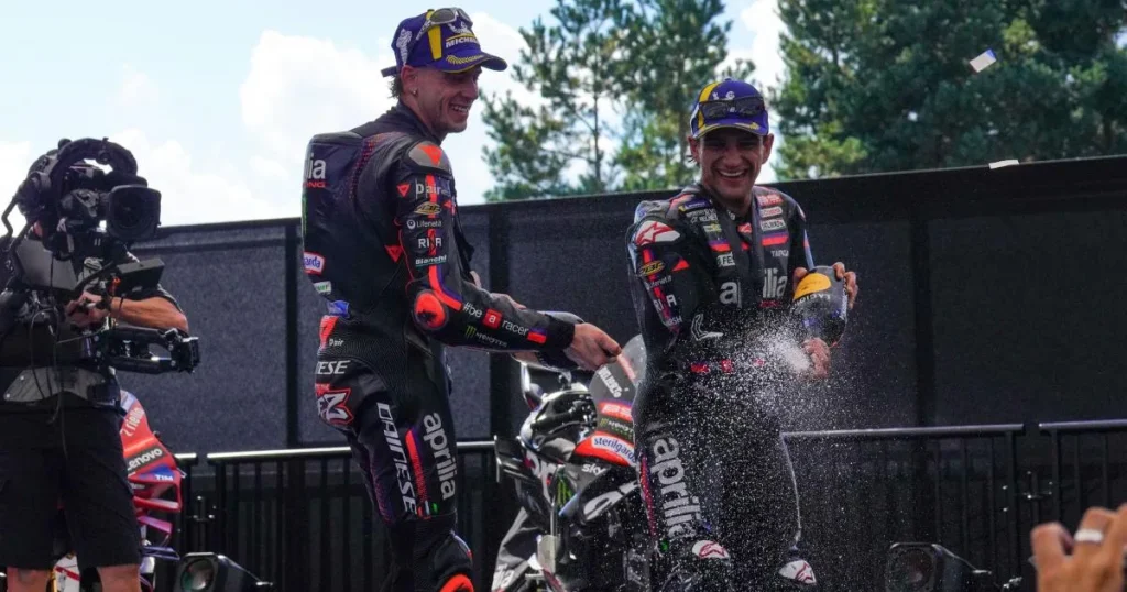 Bezzecchi câștigă GP Indonezia; Martin revine lider MotoGP