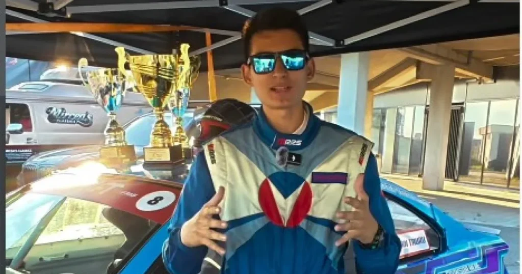 Cristian Tauru, la 17 ani și 8 luni, cel mai tânăr campion național la drift Cristian Tauru, la 17 ani și 8 luni, cel mai tânăr campion național la drift