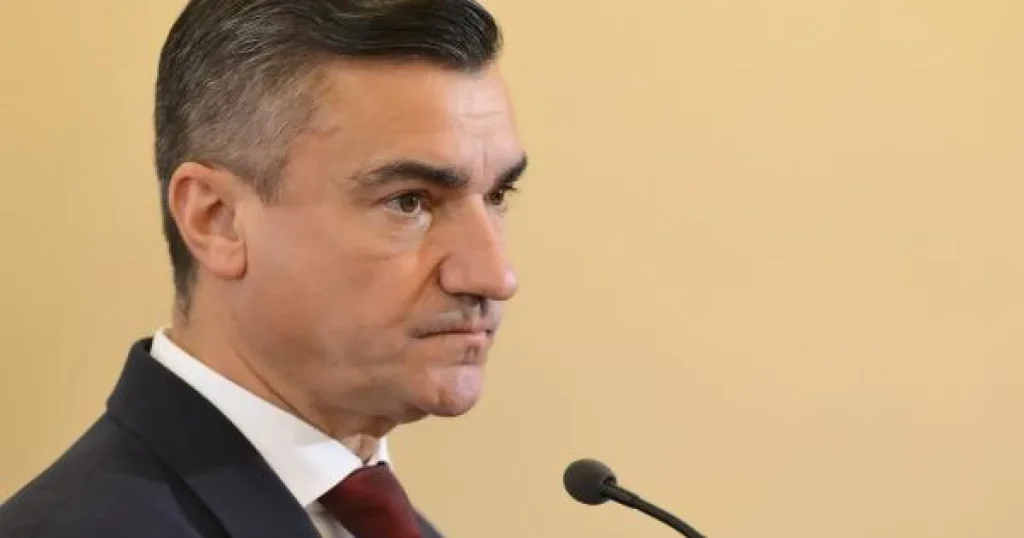 Grindeanu: Niculescu are profil de Cioloș. Simonis: Asocierea cu Nicușor Dan dăunează Grindeanu: Niculescu are profil de Cioloș. Simonis: Asocierea cu Nicușor Dan dăunează