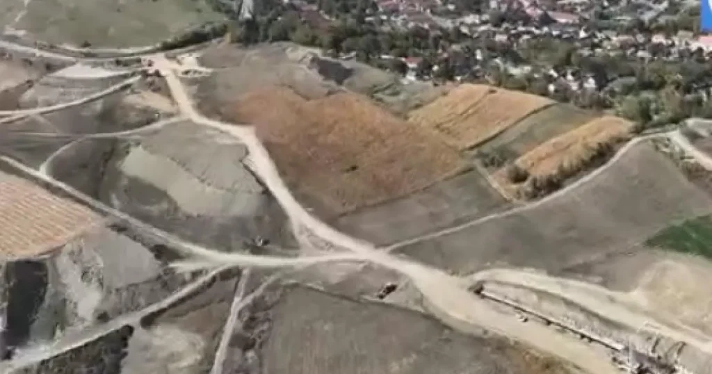 Imagini de pe șantierul Centurii Sighișoara: 13 km, o bandă pe sens, două parcări