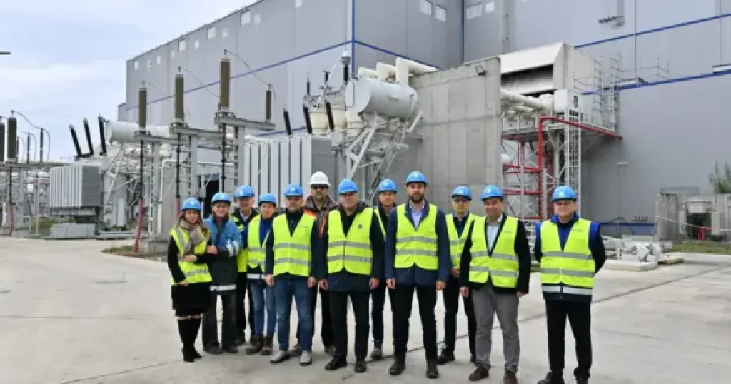 Ministrul Dezvoltării vrea modificarea legii pentru balcoanele închise fără autorizație