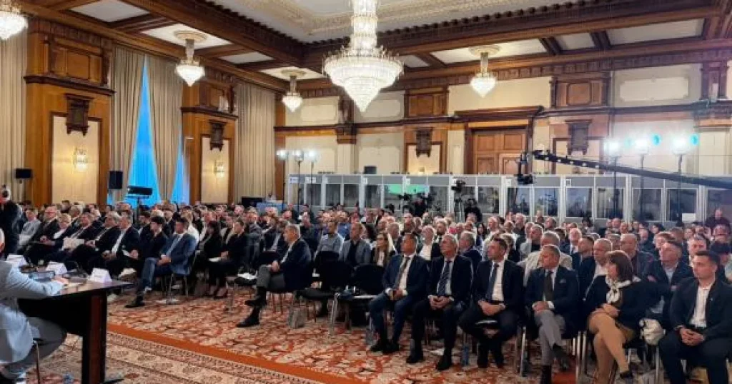 Rogobete cheamă PNL și UDMR să refacă coaliția: Nu trebuie să ne iubim