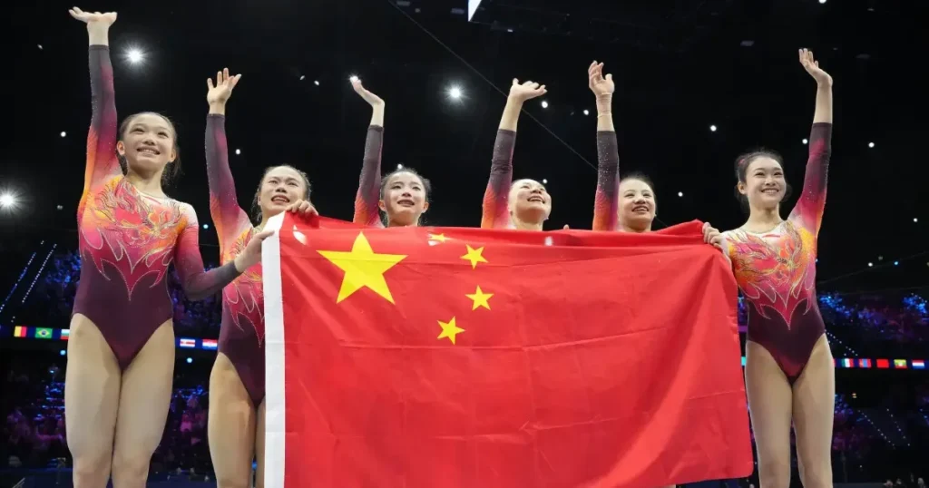 Surpriză la Mondiale: China învinge SUA și ia aurul pe echipe după 20 de ani