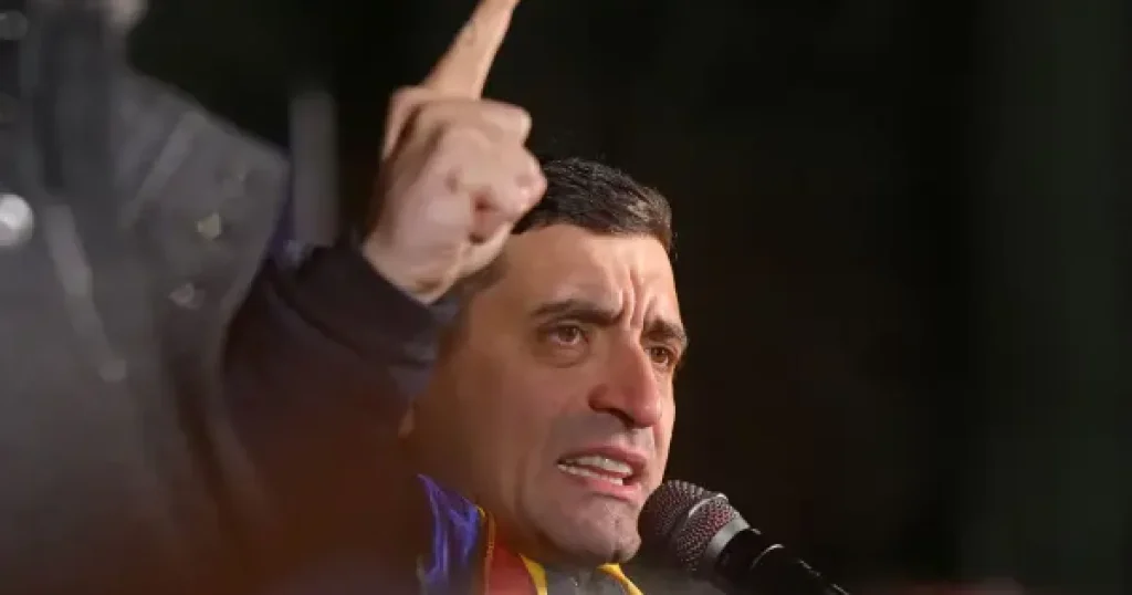 USR l-a angajat pe Dominic Fritz la partid. Ce salariu va primi