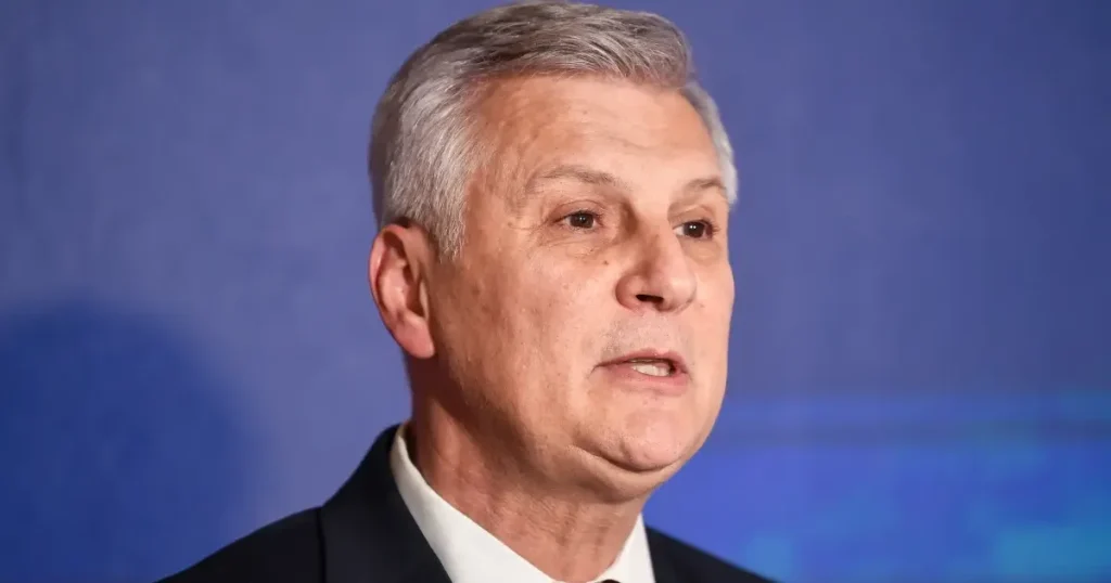 Zamfir: listarea la bursă a companiilor profitabile va fi „excepția”
